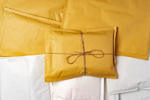 Close up shot of stack of padded mailing envelopes Foto stock