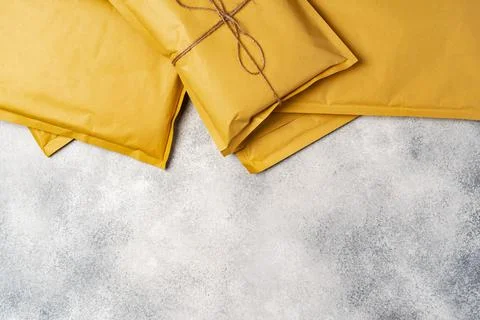 Close up shot of stack of padded mailing envelopes 写真素材