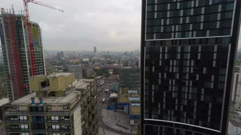 Close up shot of Strata SE1 Tower, Central London, Daytime, 4K/25F Stock Footage 172070806
