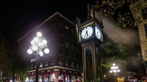 Close up shot of the Stream Clock on Water Street Video stock 12531954