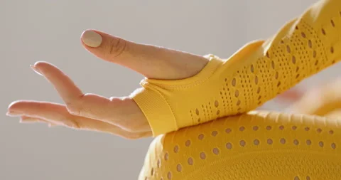Close up shot of unrecognizable slim female yoga practitioner meditating in Stock Footage 150715853