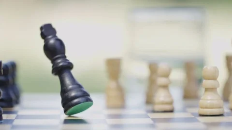 Close up shot of a winning move in chess, in slow motion  库存影片 77147218