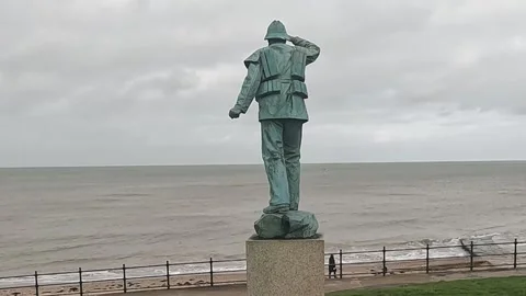 Close Up Shots of the Statue in Memory of the Crew of the Margate lifeboats. Stock Footage 299239895