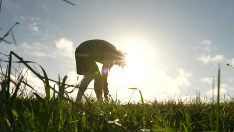 Close up silhouette of a runner beginning his run Stock Footage 340209535