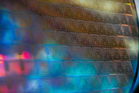 Close up of a silicon wafer of SIM computer chips. Foto stock