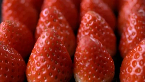 Close-up slide sweet strawberries on the table, cooking desserts Video stock 121755571