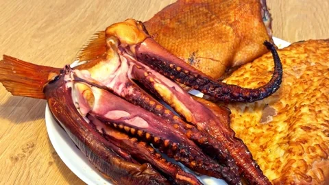 Close Up Smoked Octopus and Fish Stockbeeldmateriaal 333322008