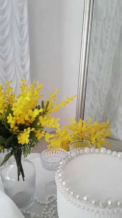 Close-up of snow-white wedding decorations Stock Footage 303925077