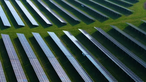 Close-up of Solar Panels Turning Sunlight into Electricity. 스톡 동영상 332627077
