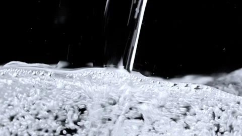 Close-up of a sparkling drink 動画素材 259605111