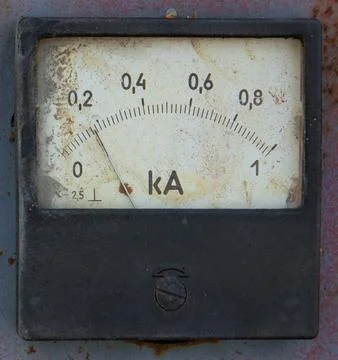 Close-up of a square analog ammeter 0 to 1 kA (kiloampere) Stock Photos