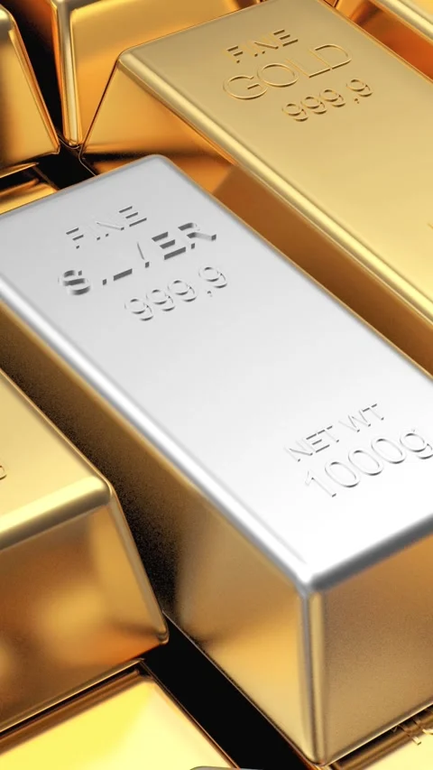 Close-up of stacked gold and silver bars, 3D rendering. Video stock 335405099