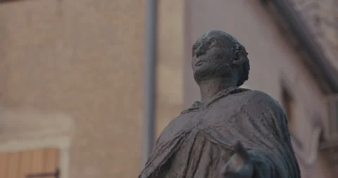 Close-up of statue upper body of Blessed Julian Cesarello Vídeo Stock 334103807