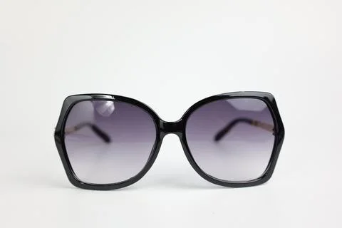 Close-up of sunglasses on white background Fotos de archivo