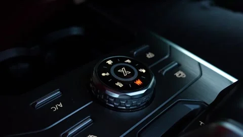 Close up of SUV drive mode selector dial set to Snow Video stock 319517253