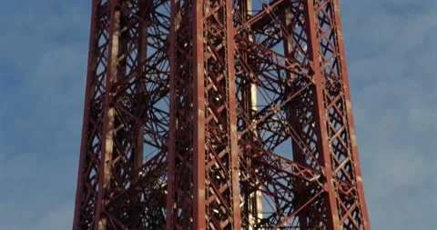 Close-up Tilt down of Blackpool Tower Vídeos de archivo 348766104