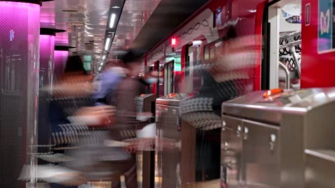 Close up timelapse of crowd of passenger rush to board and cram into Metro Train Stock Footage 189494059