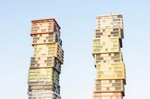 Close-up of unique stacked block architecture view of Marina Twin Towers  Stockfoto's