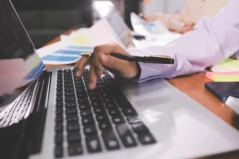 Close up ux developer and ui designer brainstorming about mobile app interf.. 스톡 사진