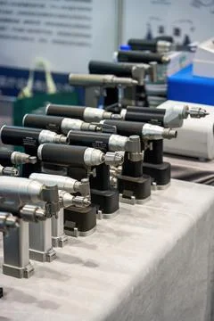 Close-up of various power tools used in medical surgery Stock-Fotos