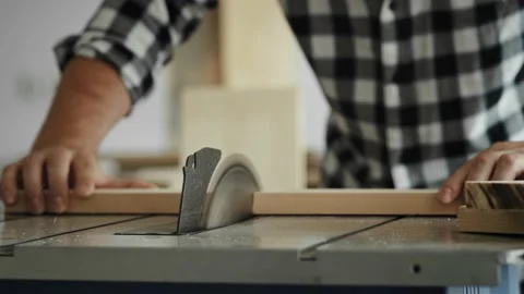 Close up video of cutting with a circular saw. Stock-Footage 137087033