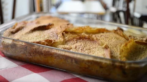 Close-up video pan of Timballo: layers of crepes, artichokes, meat, cheese,.. Vídeos de archivo 281979166