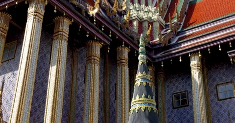 Close up view of architecture of Wat Phra Kaew, Temple of the Emerald Buddh.. Stock Footage 324939527