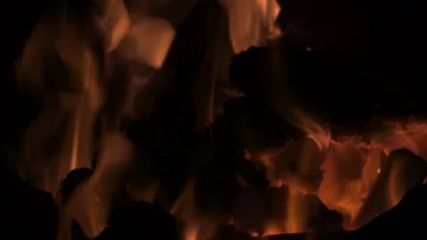 Close view of a BBQ charcoal fire 库存影片 290016707