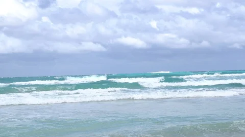 A close-up view of a beautiful sea 스톡 동영상 128407382
