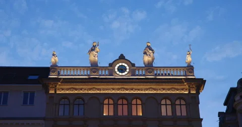 Close-up view of a building with sculptures, Graben Street, Vienna, Austria Stockbeeldmateriaal 252045256