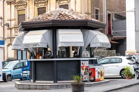 Close View of Chiosco S. Marta in Catania 库存照片