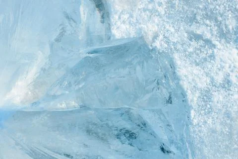 Close-up view of clear ice with intricate textures and patterns, showcasing.. Fotos Stock