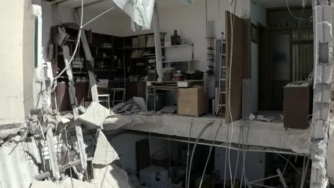 Close view. Destroyed building, collapse, Malta 스톡 동영상 135721097