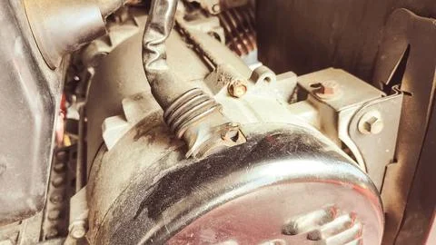 Close-up view of diesel engine generator belt system, showcasing pulley ali.. 스톡 사진