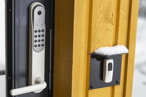 Close up view of an electric combination lock on a black door. Interior design. Foto stock