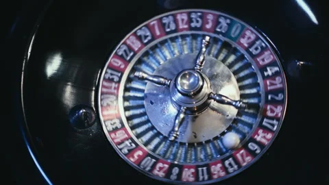 Close up View of an Elegant Casino Roulette Wheel Spinning with Ball Video stock 343431792
