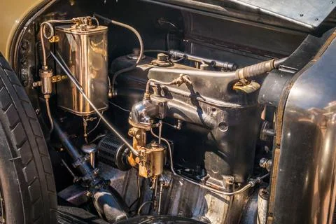 Close view of engine of 1923 Minerva 20HP Torpedo car on sunny day Stock Photos