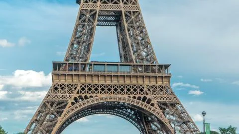 Close up view of first section of the Eiffel Tower timelapse in Paris, France Fotos de archivo