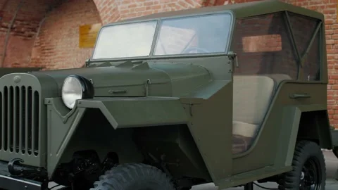 A close up view on the front part of soviet jeep monument, Kremlin Video stock 148208121