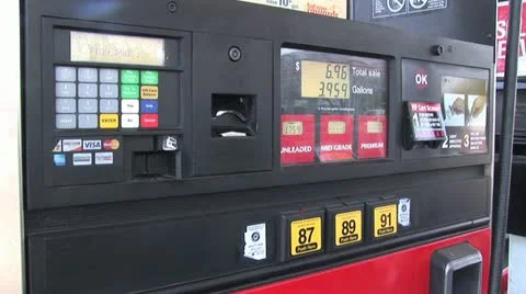 Close Up View of a Fuel Pump Digital Screen 2 動画素材 18968120