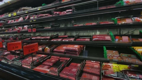 Close up view of grocery store meat Aisle 스톡 동영상 156878226
