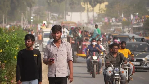Close-up view of heavy traffic on Indian roads Stock Footage 150736265