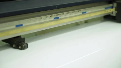 Close view large format machine runner cuts white paper 스톡 동영상 101287715