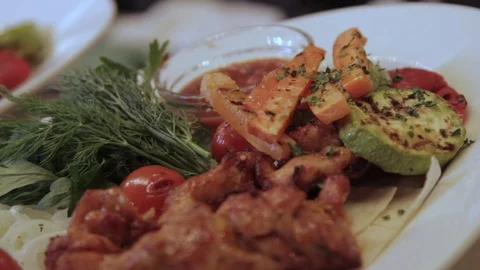Close-up view of meat and vegetables on the grill 動画素材 90085862