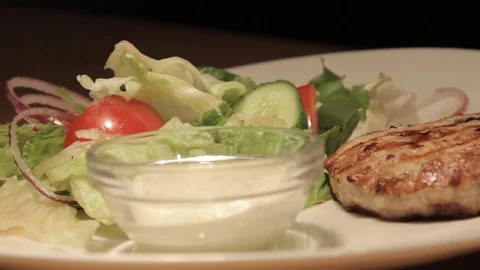Close-up view of meat and vegetables on the grill 動画素材 90085917
