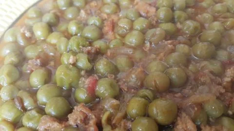 Close up view of Mutton qeema matar OR Spicy Minced Meat and peas dish served Foto stock