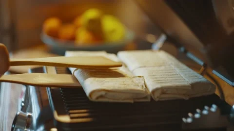 Close-up view of an open grill and ready-made homemade shawarma. Stock-Footage 237538619