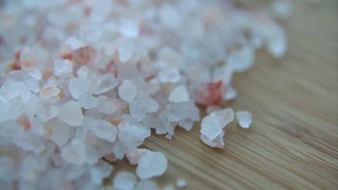 Close up view of pink Himalayan sea salt crystals Video stock 333836328