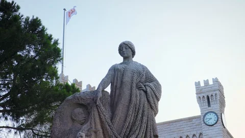 Close up view to the Prince's Palace with a statue on the foreground Stock Footage 93362030