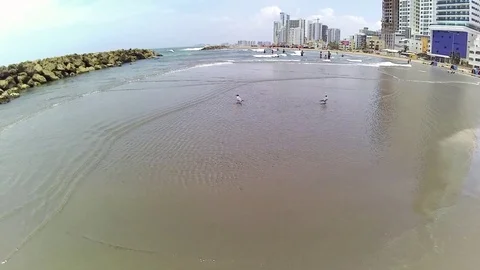 Close-up view of a quiet breakwater. Stockbeeldmateriaal 89014837